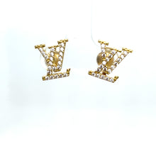 Load image into Gallery viewer, 10k Gold LV Earrings .