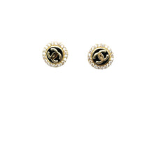 Load image into Gallery viewer, 10k Gold Black CC Earrings .