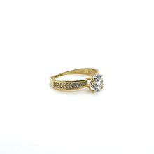 Load image into Gallery viewer, 14k Gold Round Engagement Ring .