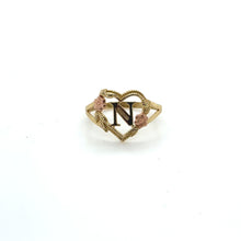 Load image into Gallery viewer, 10K Tri Gold Heart and Flower Initial Ring .