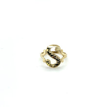 Load image into Gallery viewer, 10K Gold Cursive Initial Ring .